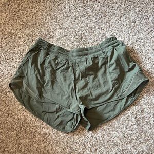 Lululemon hotty hot short